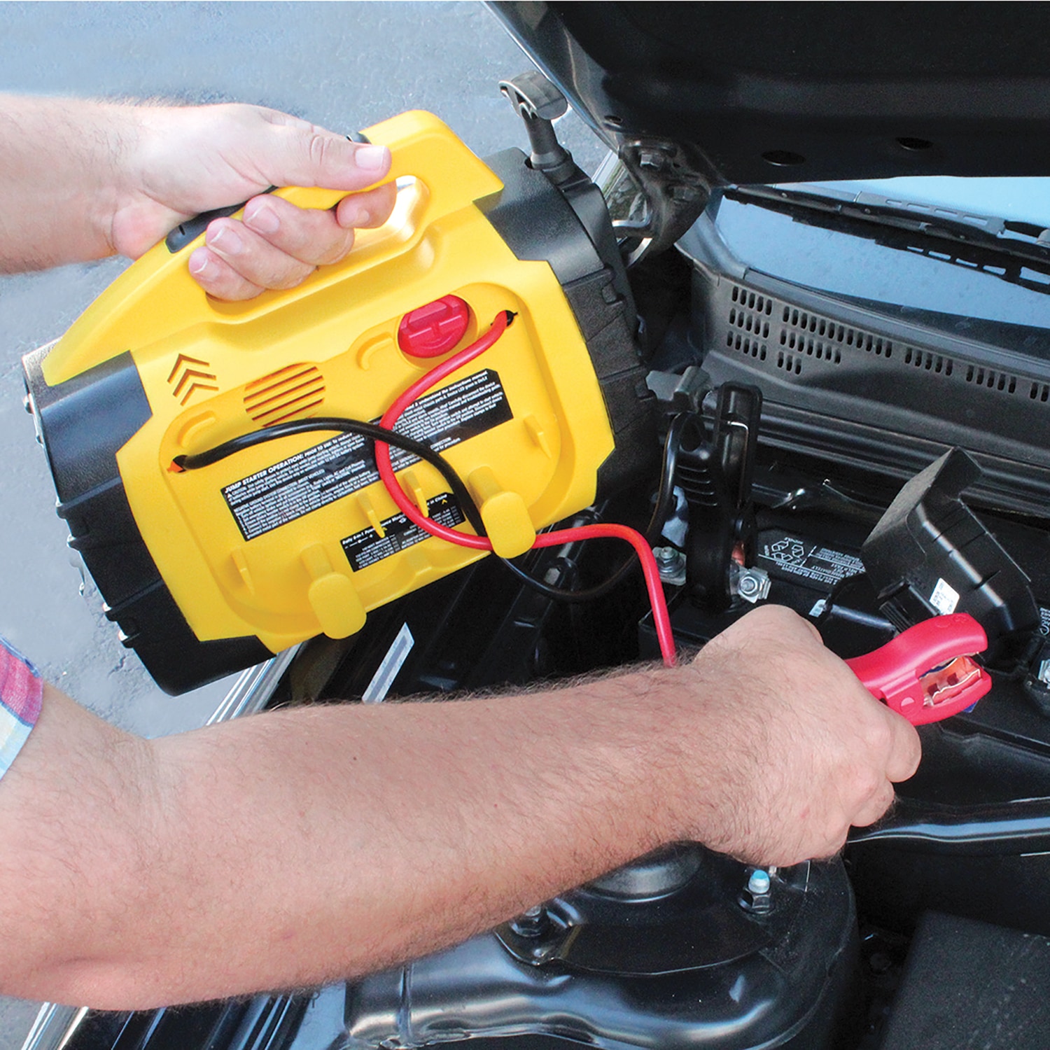 Rally 8-in-1 Portable Power Source | Swiss Colony