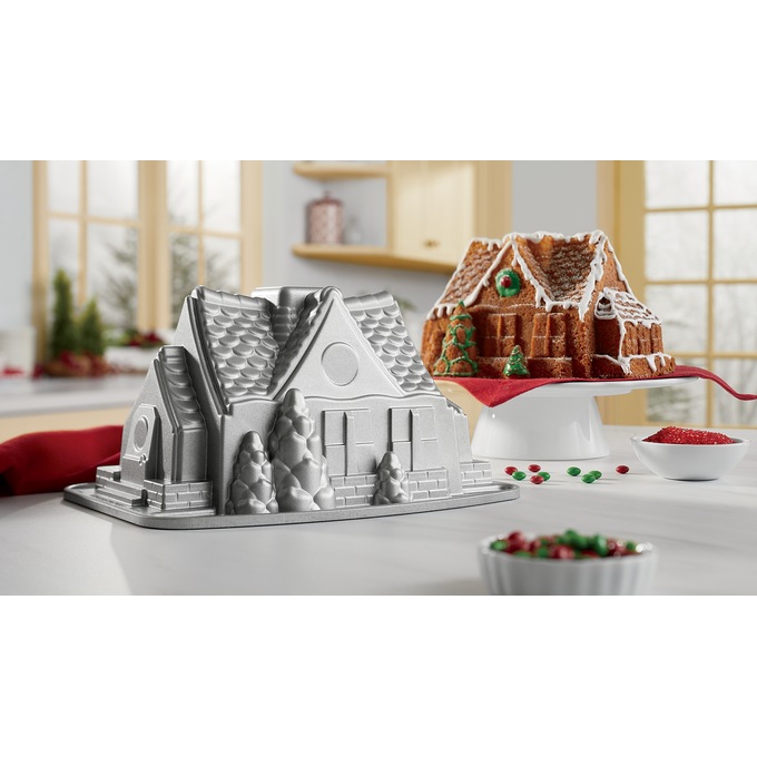 Bundt pan GINGERBREAD HOUSE, silver, Nordic Ware 