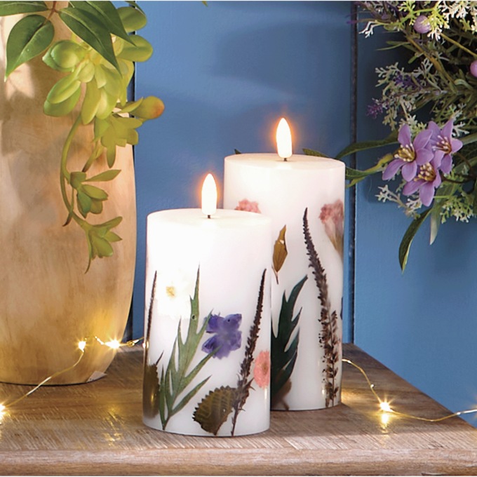 Set of 2 LED Dried Wildflower Candles, , large