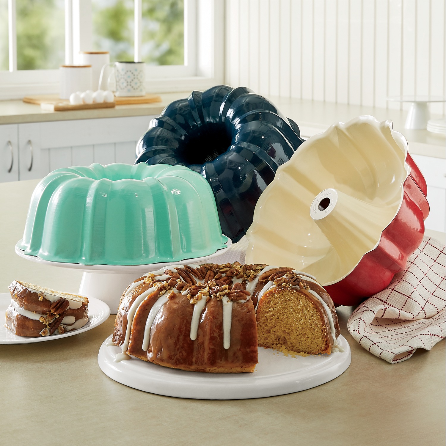 Nordic Ware Original Bundt Pan Swiss Colony