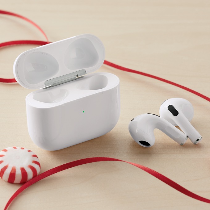 Airpods holiday sale clearance
