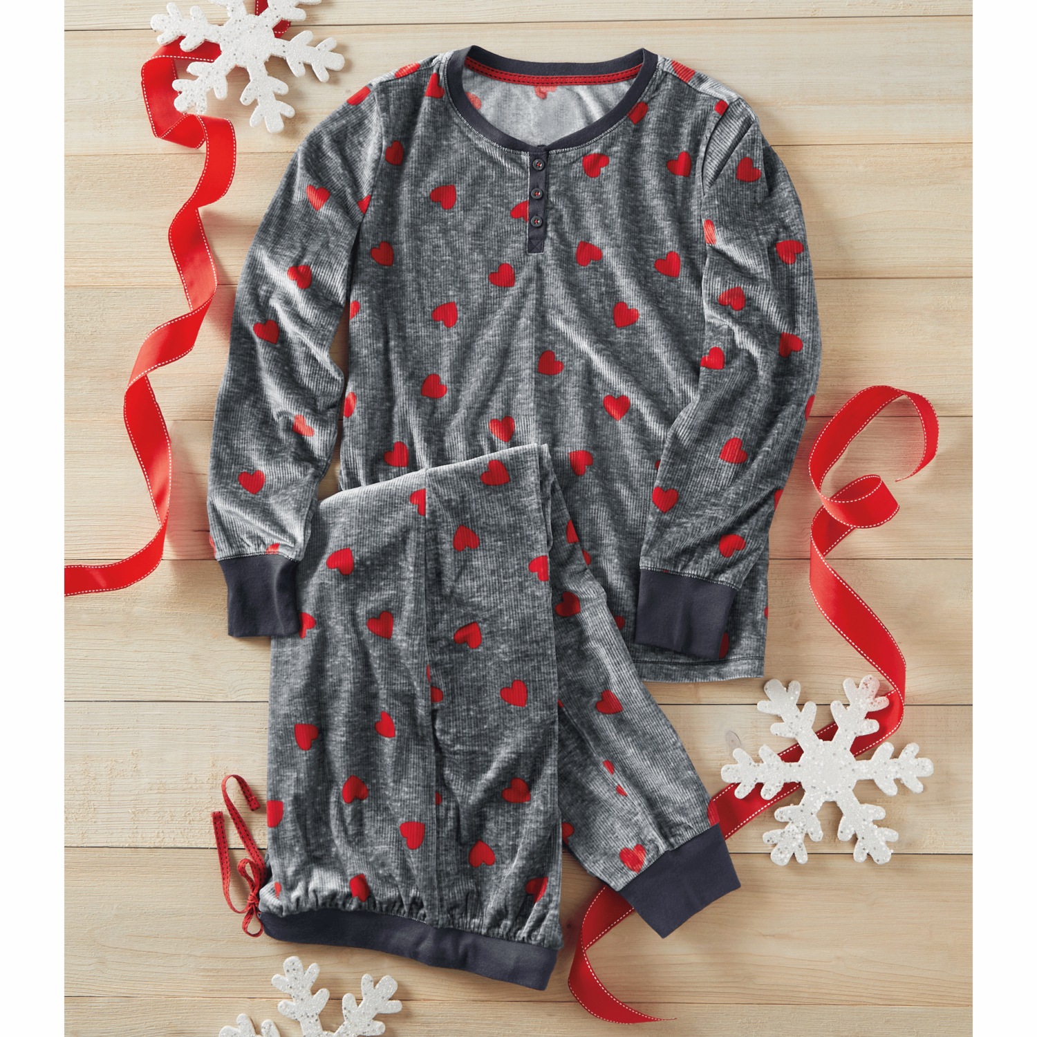 Hearts PJ Set Swiss Colony