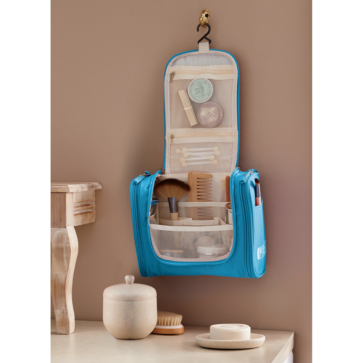 Personalized Hanging Toiletry Bag Swiss Colony