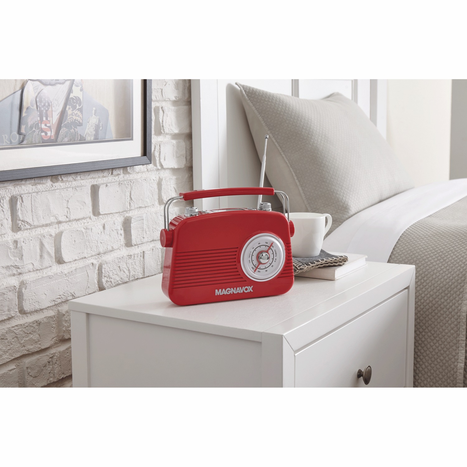 Magnavox FM Clock Radio with Bluetooth | Swiss Colony