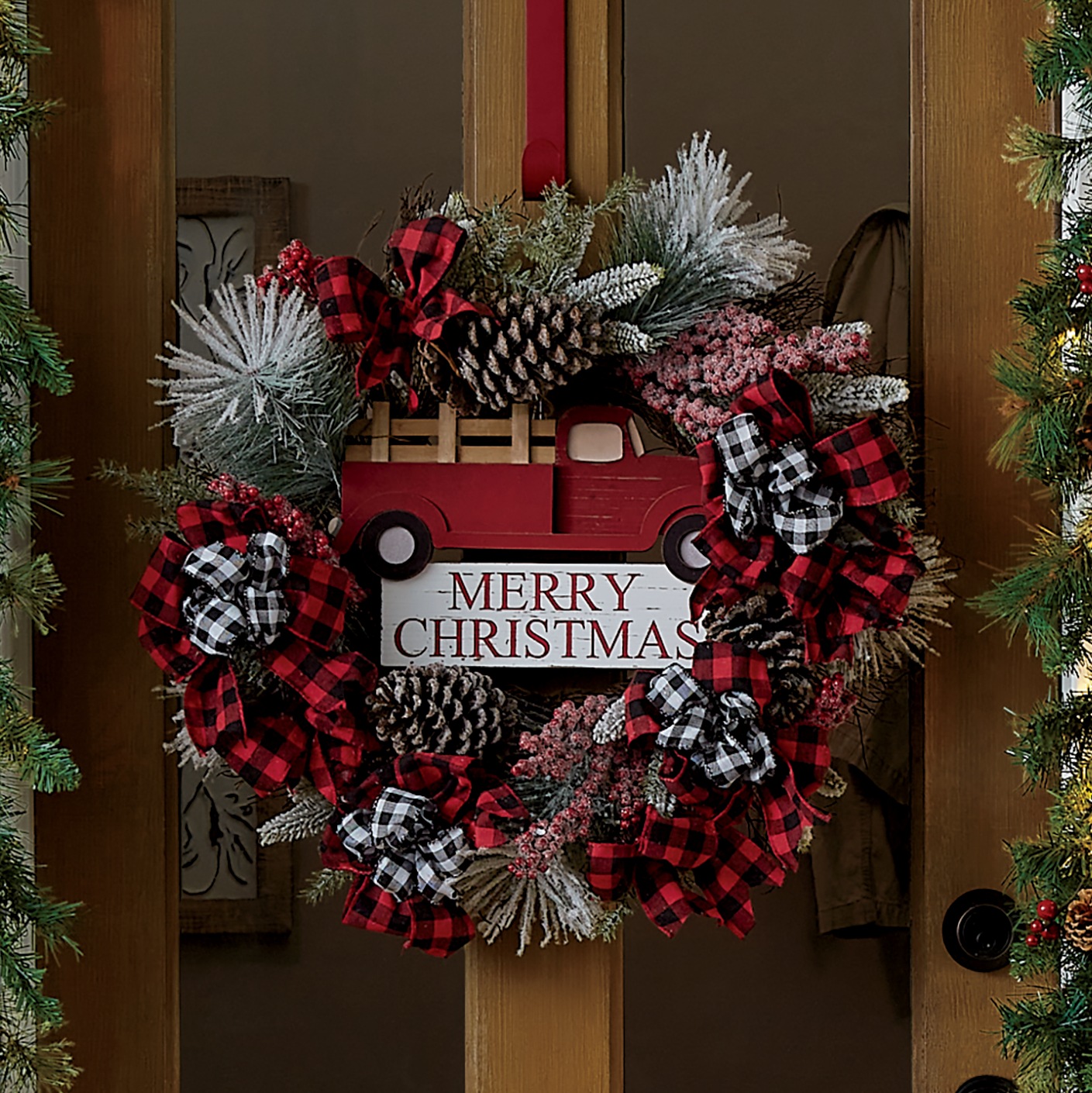 Swiss Colony Christmas 2022 Plaid Merry Christmas Wreath | Swiss Colony
