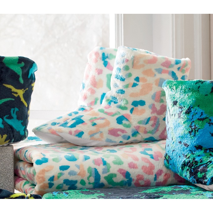 Kids Novelty Throw Blanket & Bootie Slipper Gift Set, , large