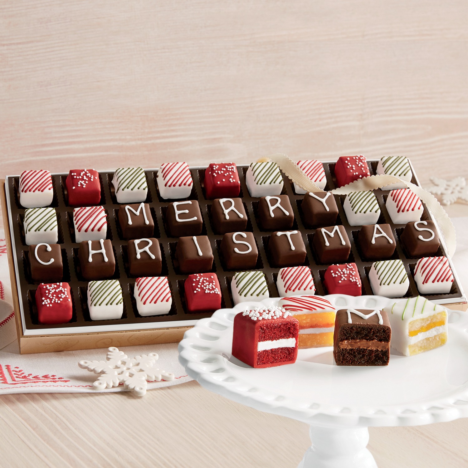 Merry Christmas Petits Fours | Swiss Colony