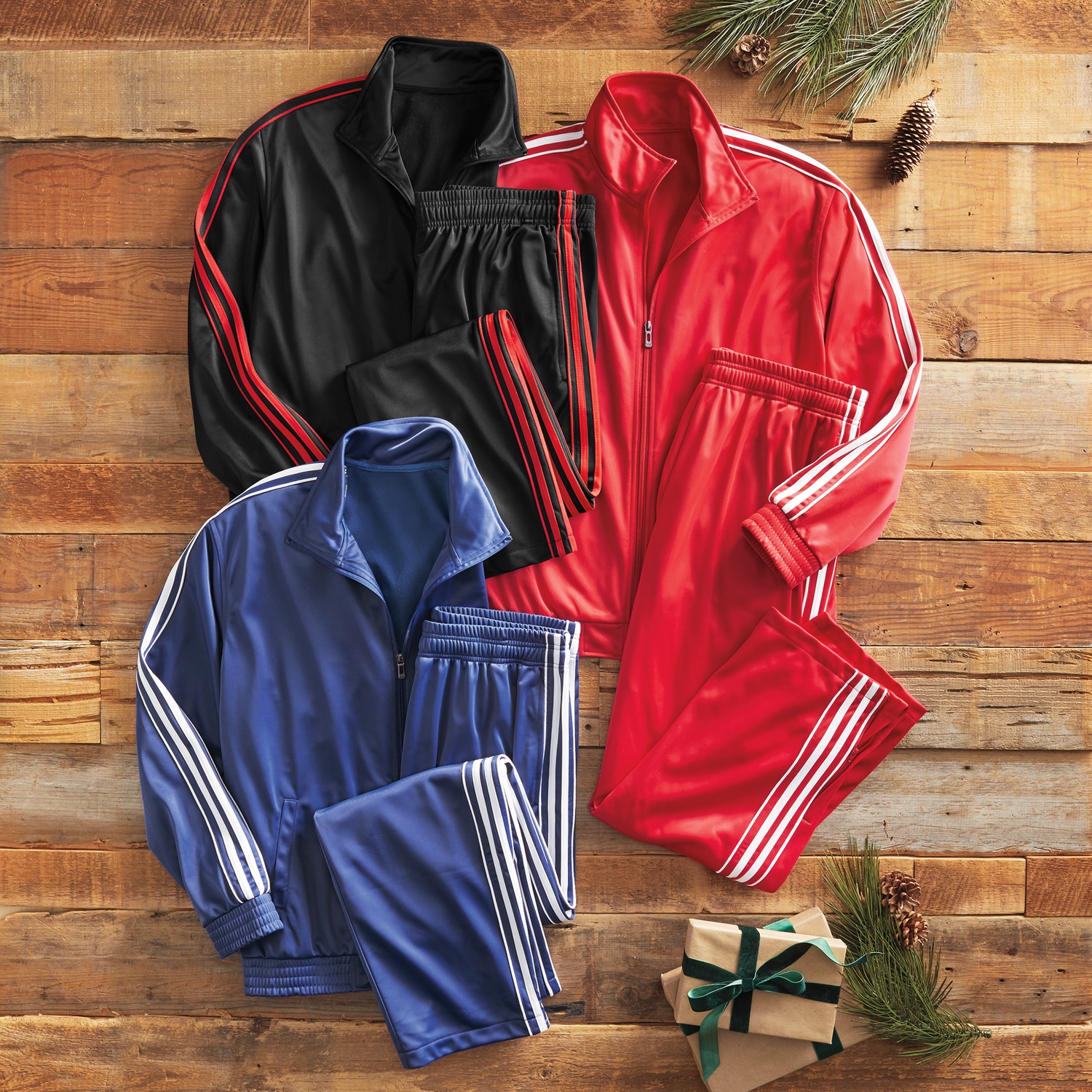 Casual 2-Piece Men's Active Set with Side Stripe Accents | Swiss