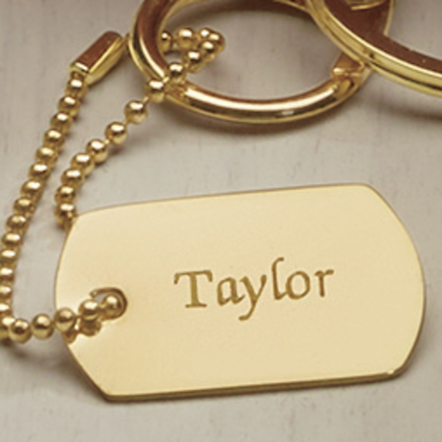 personalized tag swiss colony