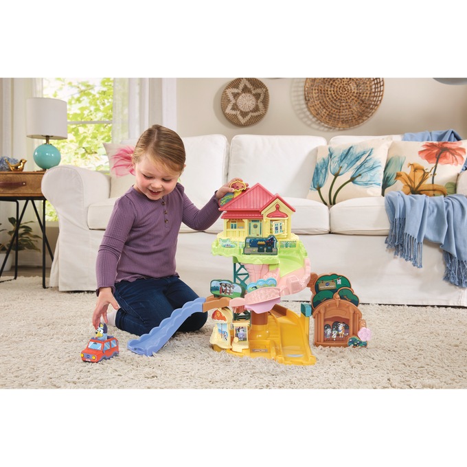 VTech Go! Go! Smart Wheels Bluey Road Trip Playset, , large