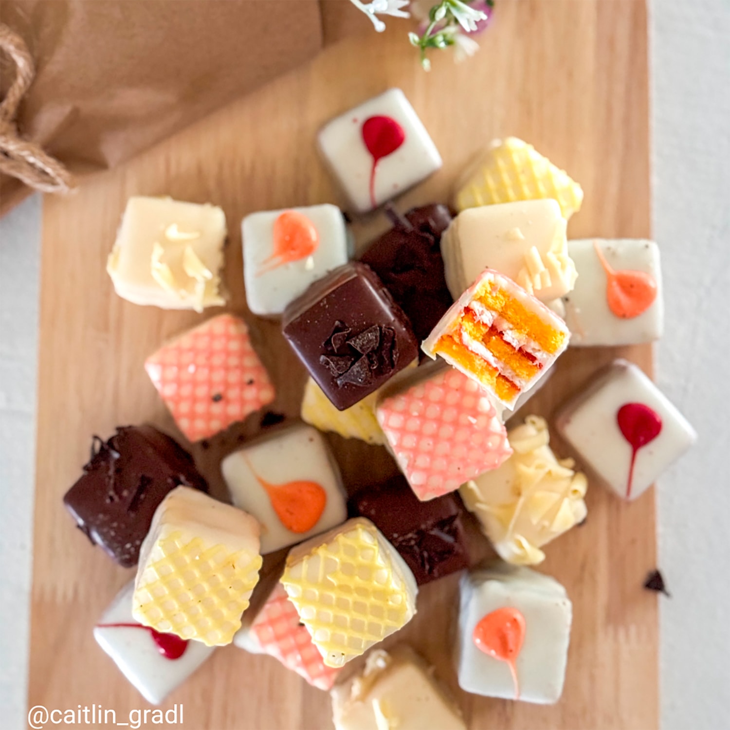 Incredible Petits Fours | Swiss Colony