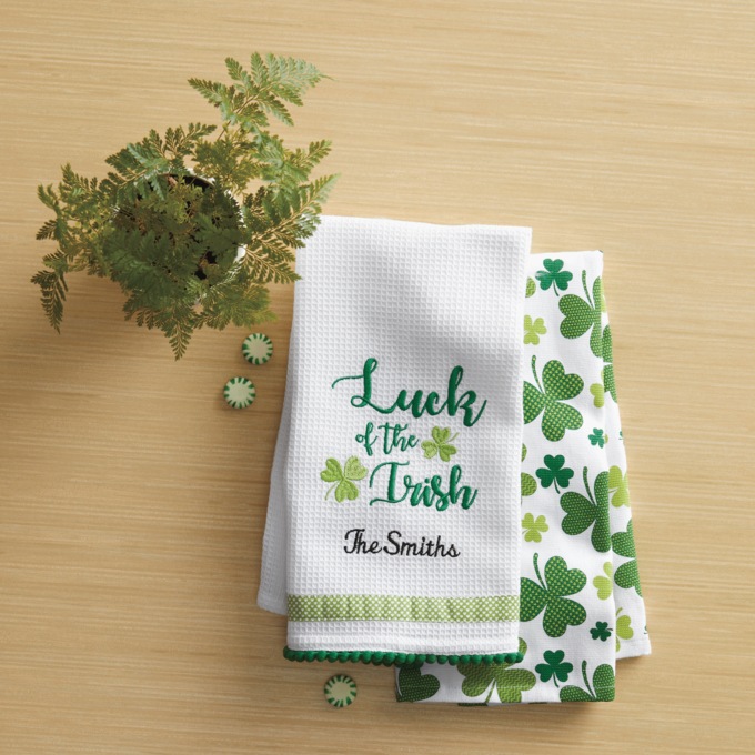 Personalized Set of 2 Seasonal Kitchen Towels, , large
