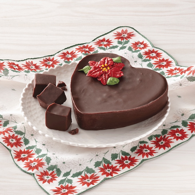 Heart-Shaped Poinsettia Fudge, , large
