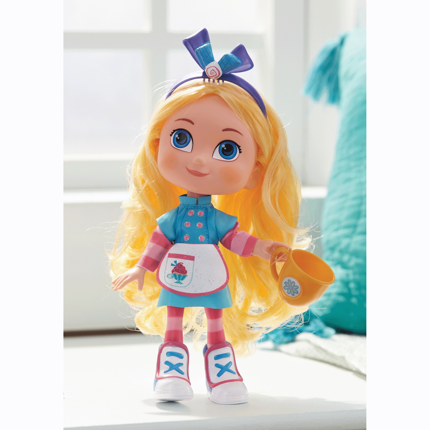 Alice's Wonderland Bakery Alice Doll, Blue