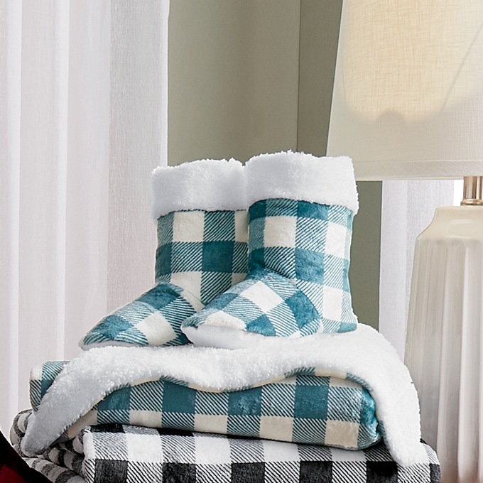 Buffalo Plaid Throw and Bootie Set, , large