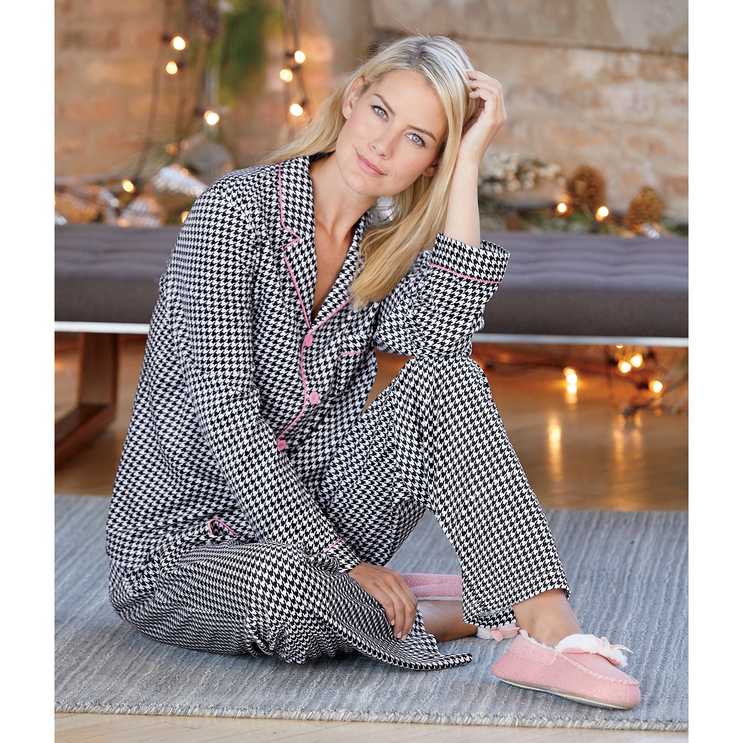 Women S Micro Fleece Pj Set By Steve Harvey Swiss Colony
