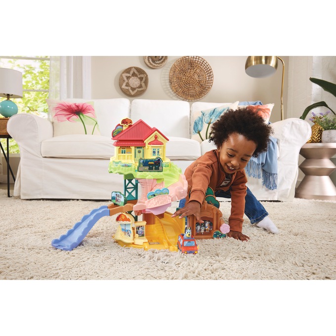 VTech Go! Go! Smart Wheels Bluey Road Trip Playset, , large