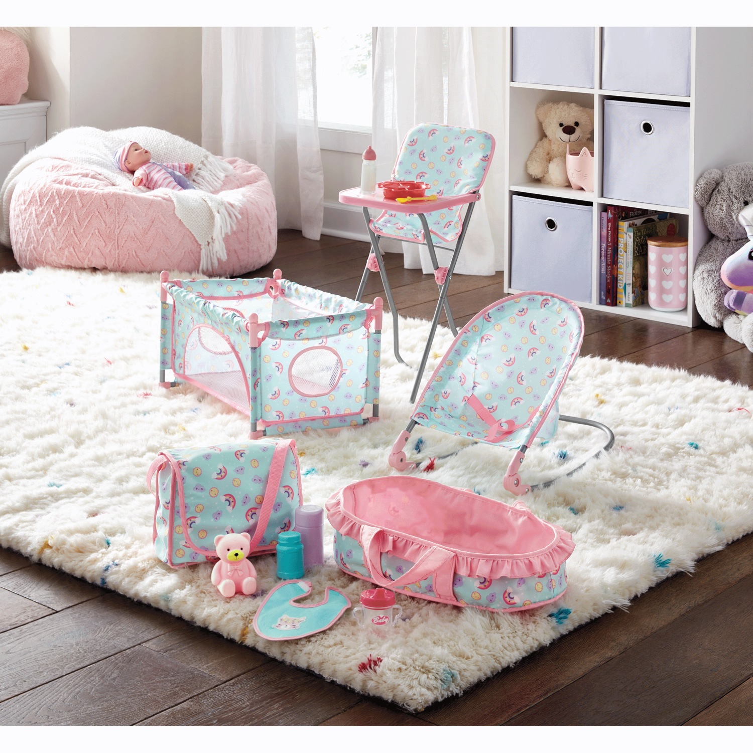 Baby store dolls furniture