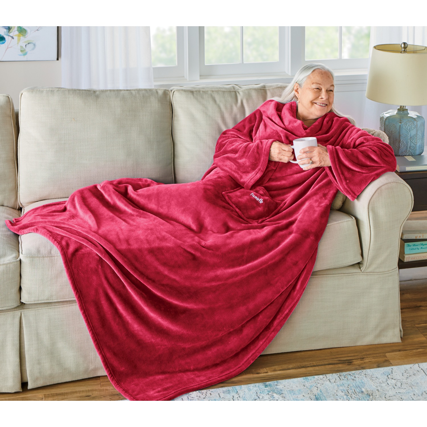 Plush Sleeved Throw Swiss Colony