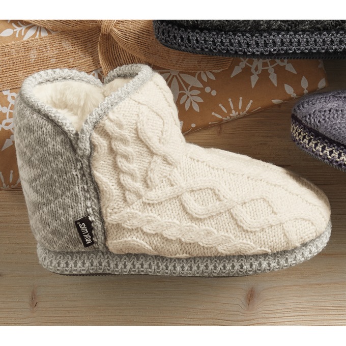 Muk luks women's bootie slippers best sale