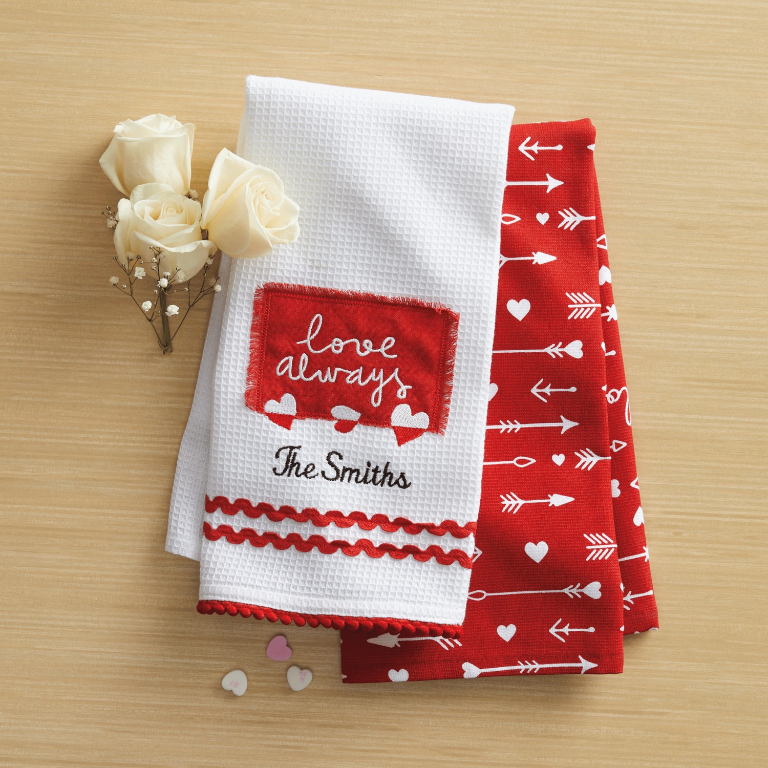 Personalized Set of 2 Seasonal Kitchen Towels Swiss Colony