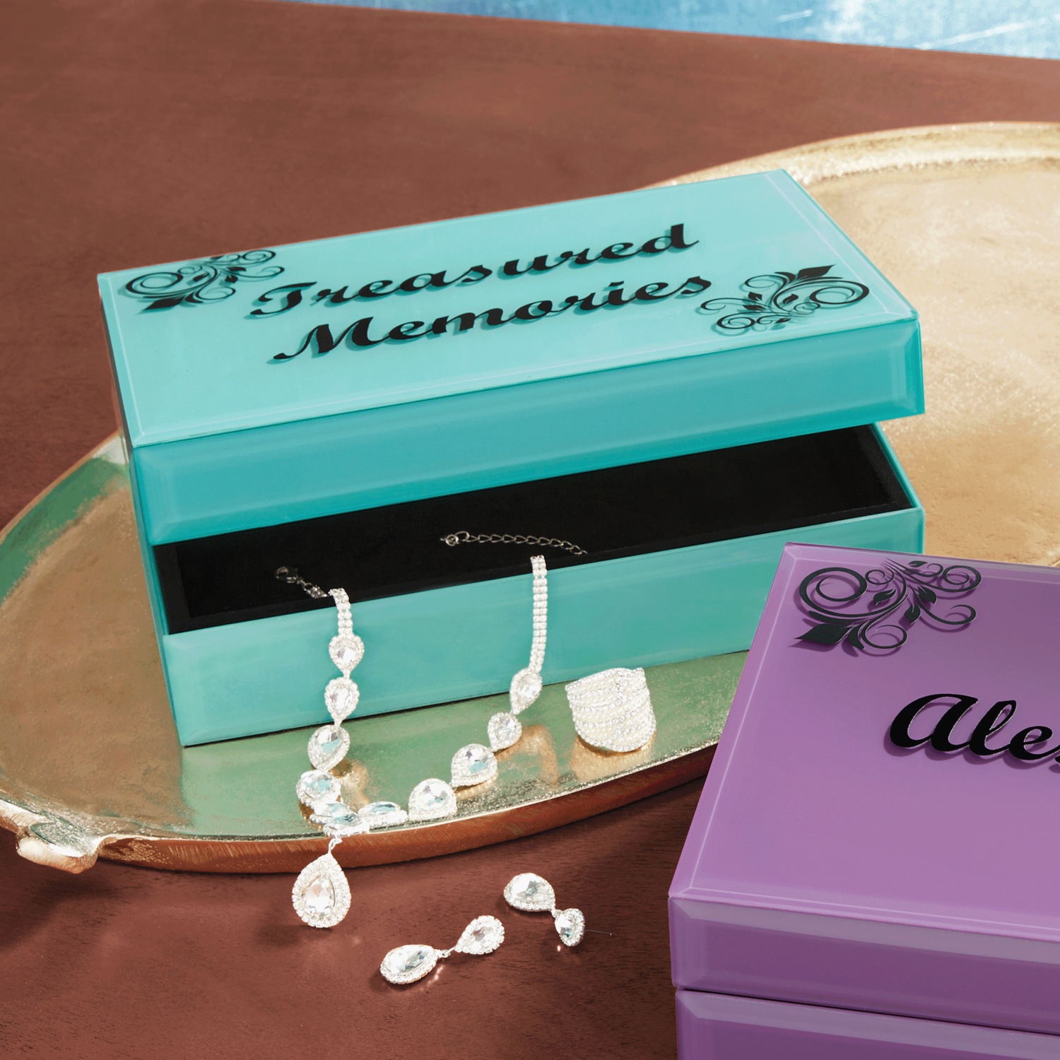 Personalized Mirrored Box Swiss Colony