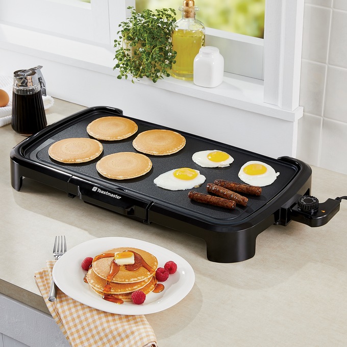 Toastmaster 10 x 16 Electric Griddle - 9043007