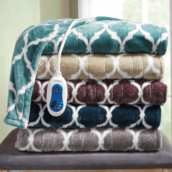 Beautyrest heated hotsell ogee throw