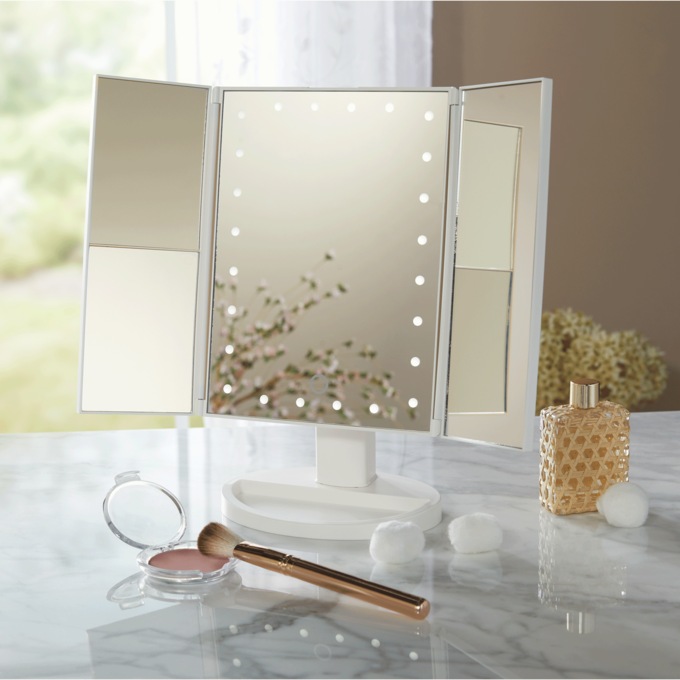 Trifold Lighted Vanity Mirror