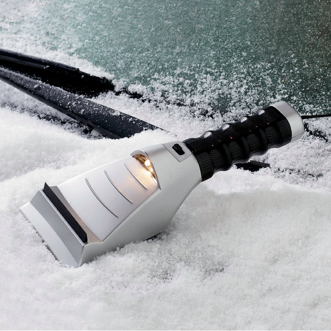 Heated Ice Scraper