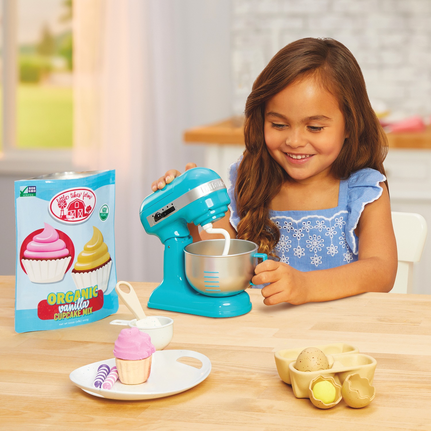 Little Tikes Creative Chefs Bakers Kit | Swiss Colony